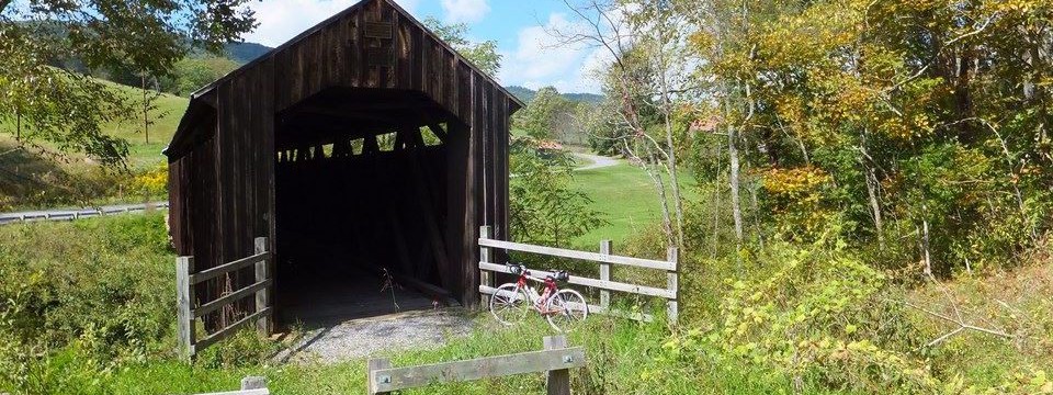 Locust Creek Covered Bridge